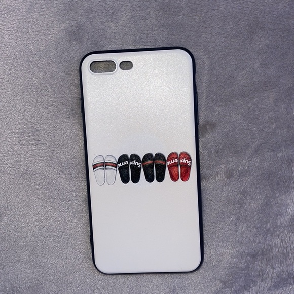 FREE‼️ Supreme iPhone 8 Plus slippers case - Picture 5 of 5